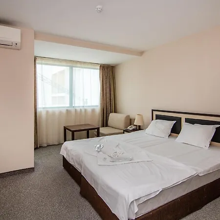 Lägenhet Budget Beachfront Golden Sands *
