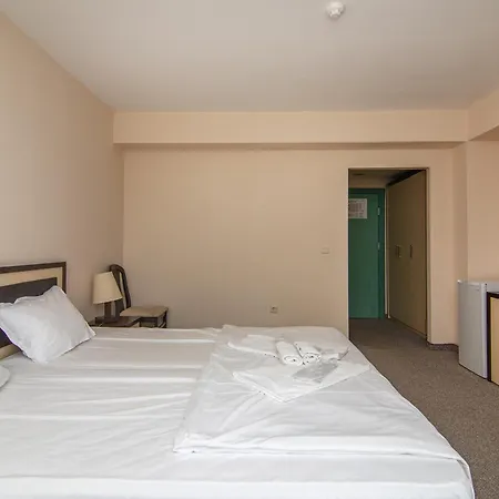 Budget Beachfront Golden Sands Lägenhet Varna